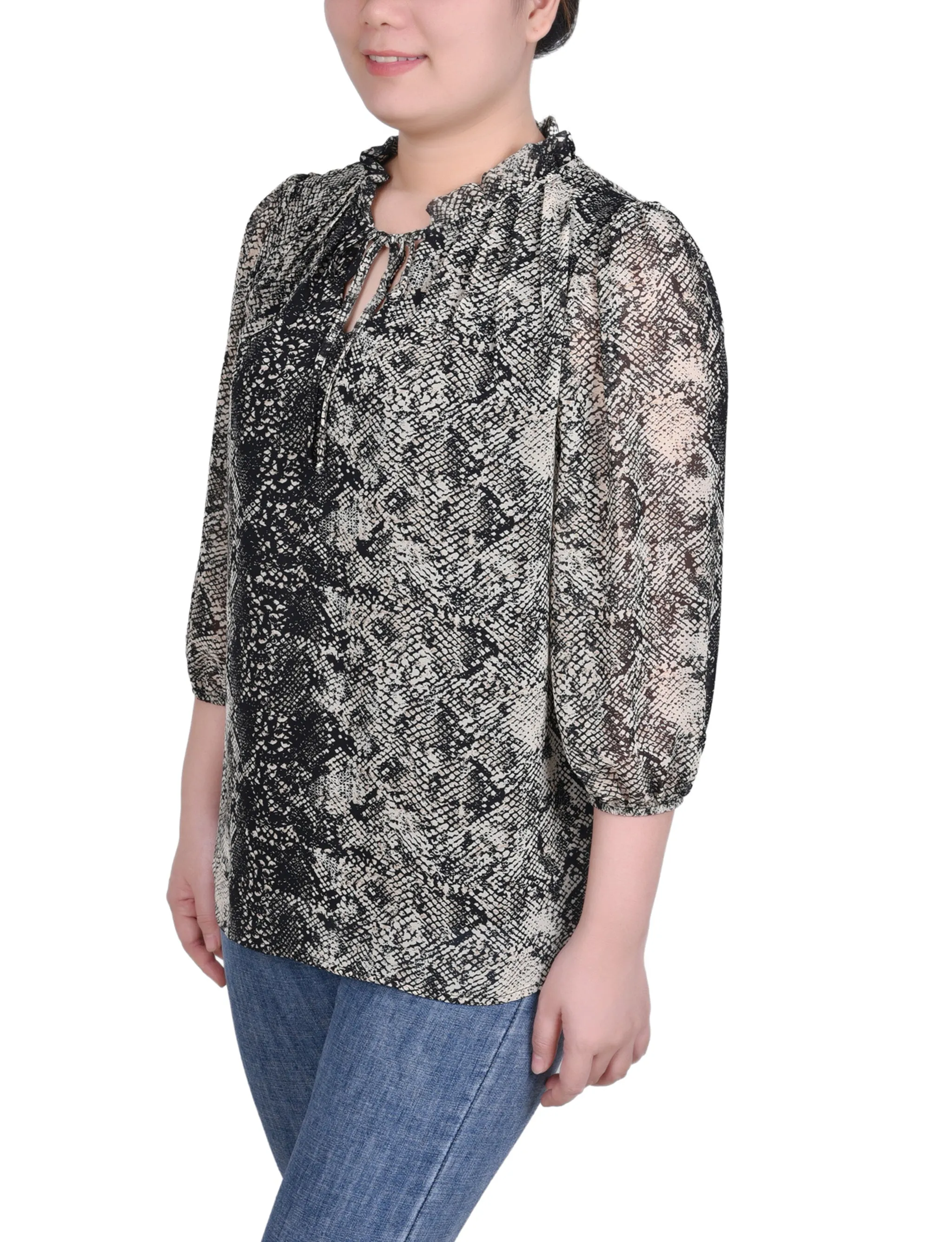 Petite 3/4 Sleeve Chiffon Blouse