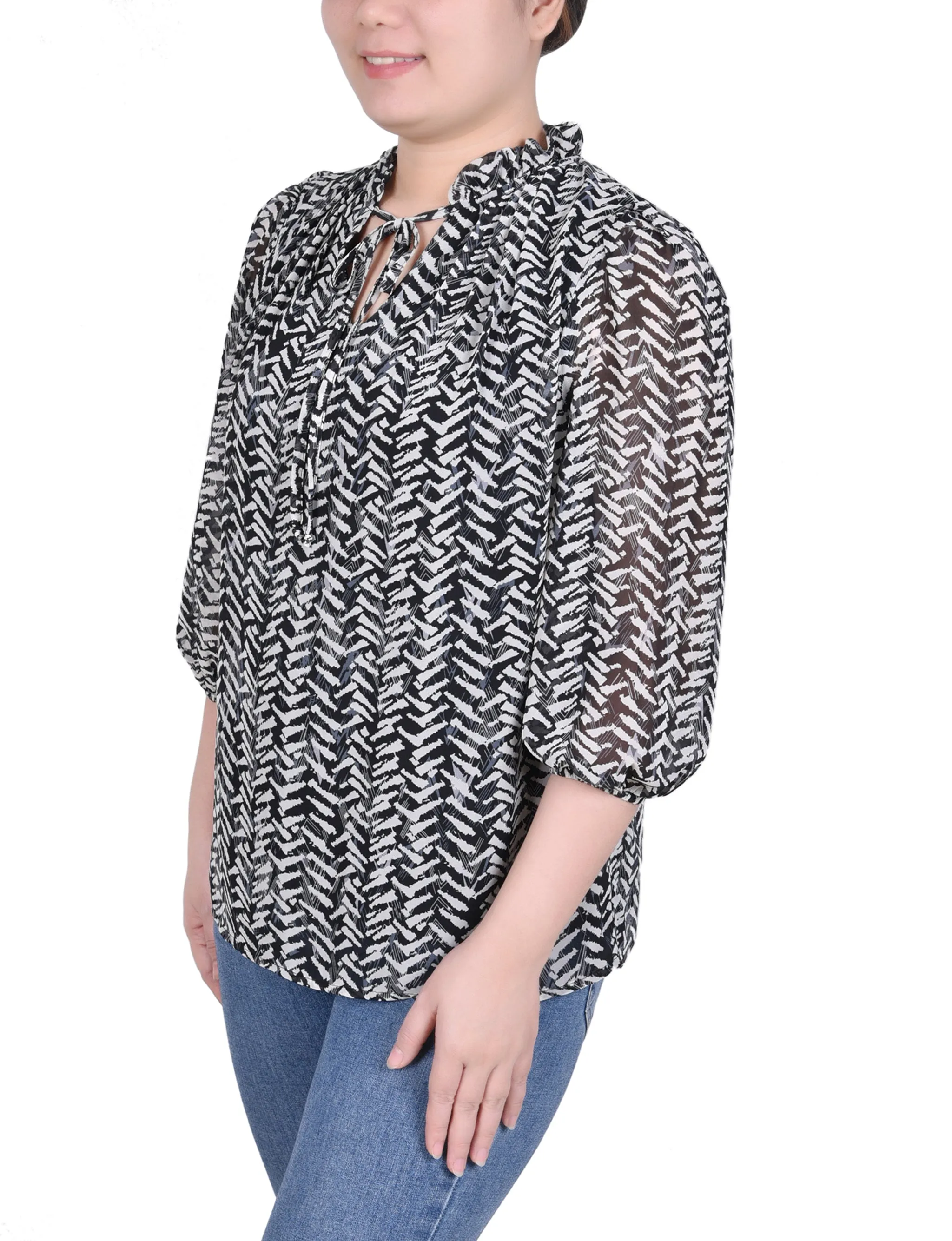 Petite 3/4 Sleeve Chiffon Blouse